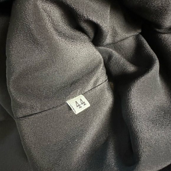 RARE Alexander McQueen Obsession Print Cape Sleeve Black Crepe Dress - Size 44 - Picture 12 of 16